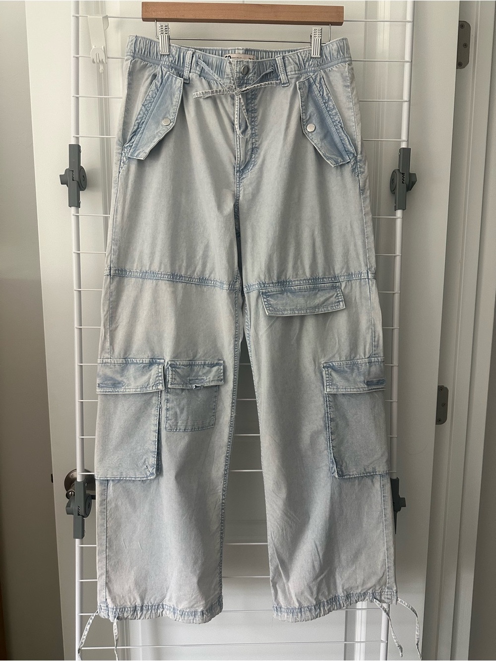 SO Light Blue Relaxed Cargo Jeans